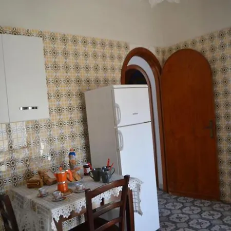 Beautiful On The In Location With Spacious Balcony; Pets Apartment