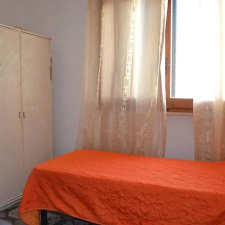 Beautiful On The In Location With Spacious Balcony; Pets Apartment
